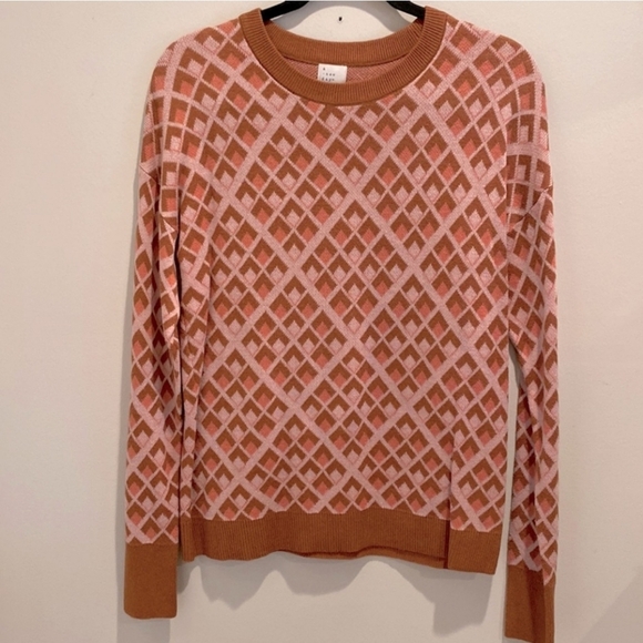 A New Day Sweater Womens Size Medium Brown Peach Diamond Pattern - Picture 2 of 5